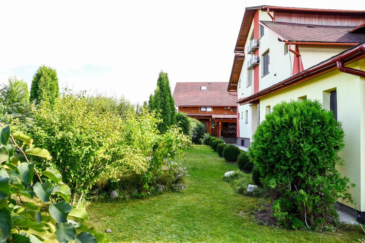 Hotel Casa Moteasca Mihai Viteazu  Exterior foto